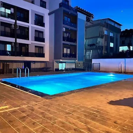 Almira 1+1 Furnished With Pool Apartmán